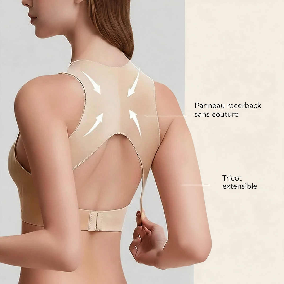 Détail du panneau racerback sans couture et du tissu extensible du soutien-gorge Tenaya